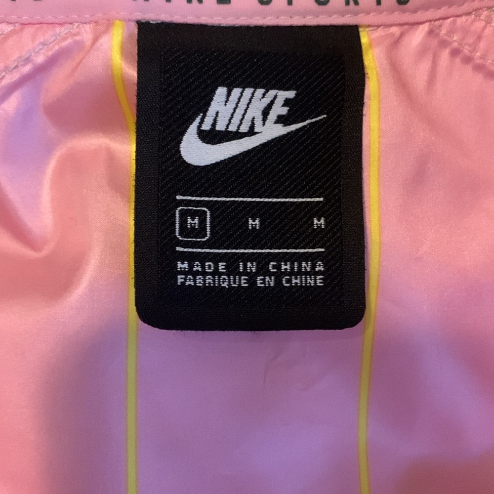Nike jacket - Picture 9 of 10